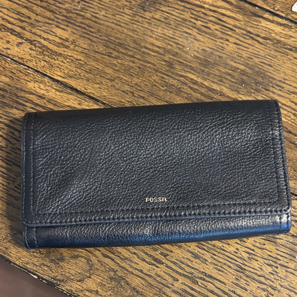 Fossil Black Leather Clutch Wallet